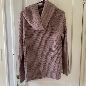 Mauve cable knit sweater with wide turtle neck